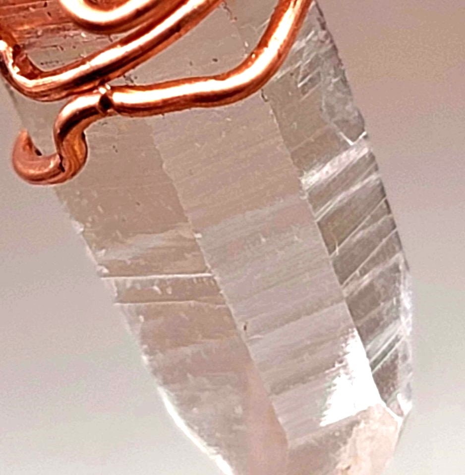 Beautiful Nature Tibet Himalayan Lemurian Crystal Point Pendant Necklace