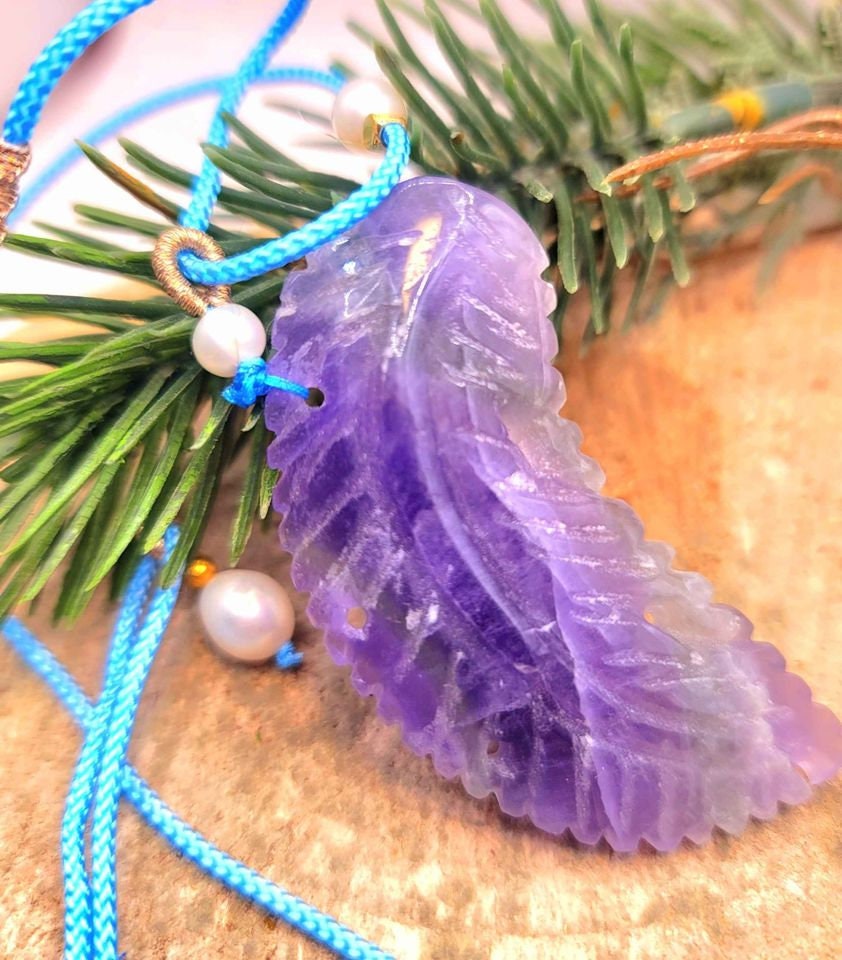 Beautiful Nature Fluorite Carved Purple leaf 2.2" Pendant Necklace