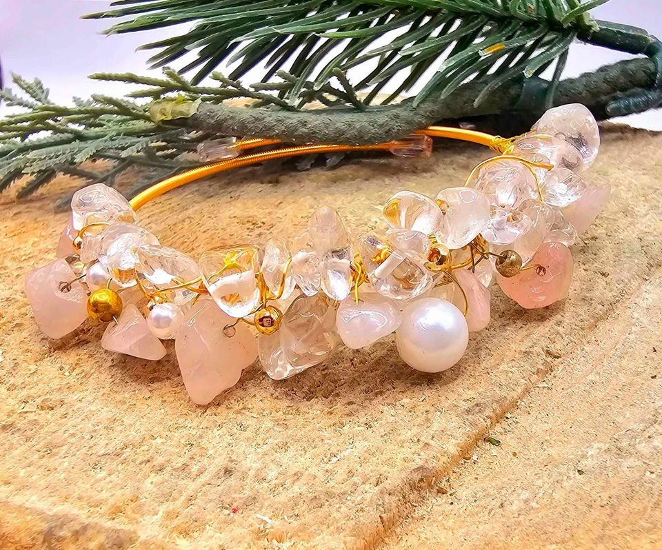 Beautiful Nature Rose Quartz White Crystals Chips Wire Wrapped Open Bangle