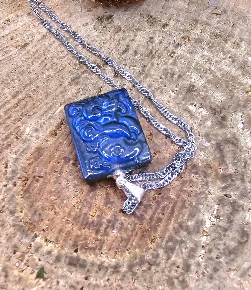 Nature Labradorite Carved Flashy Nine Tails Fox Pendant Necklace