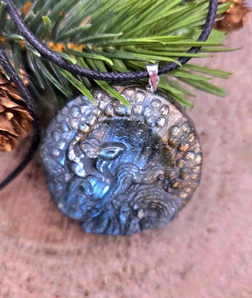 Nature Labradorite Flashy Nine Tails Fox Pendant Necklace