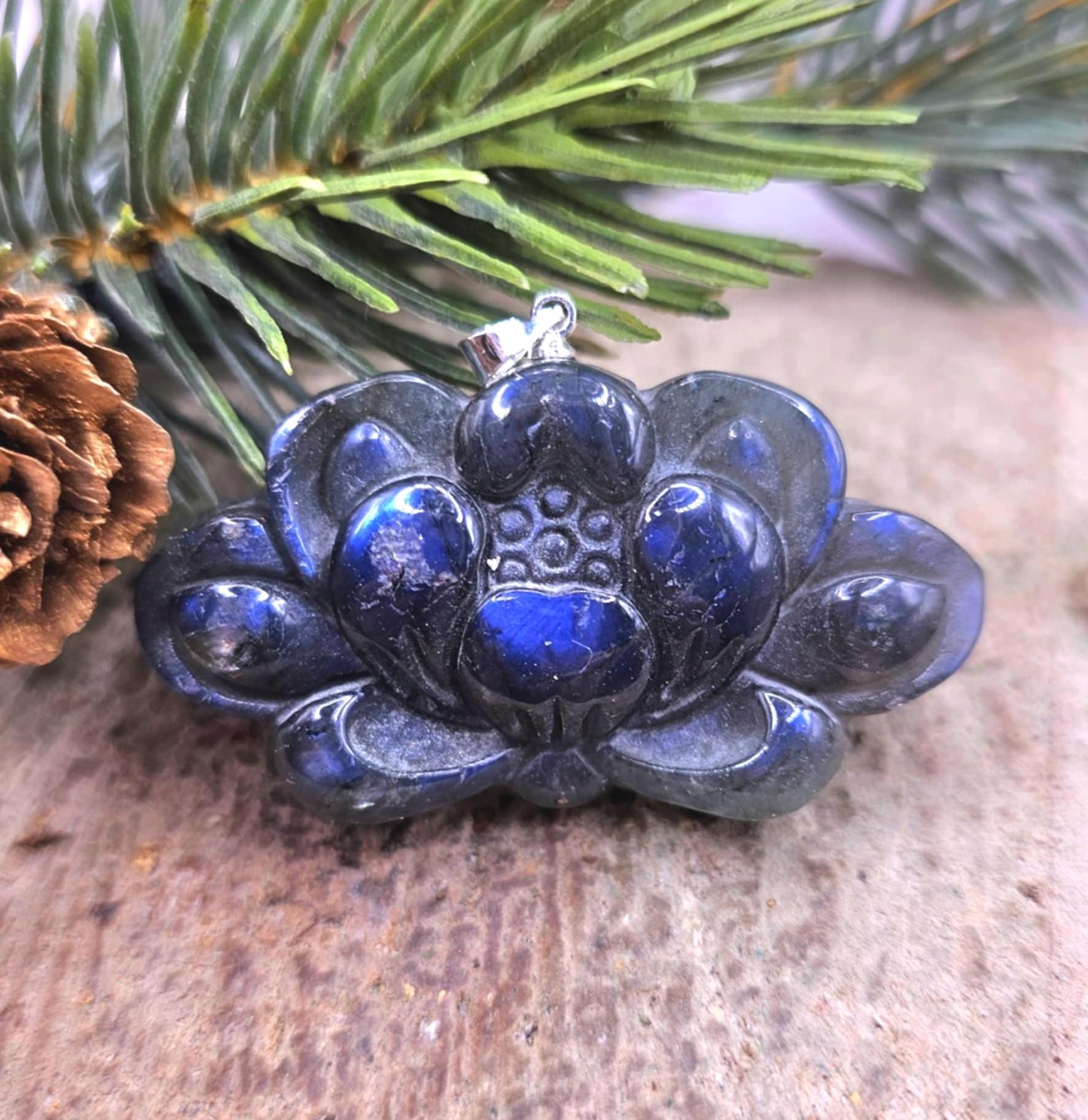 Nature Labradorite Carved Flashy Big Blossom Lotus Pendant Necklace