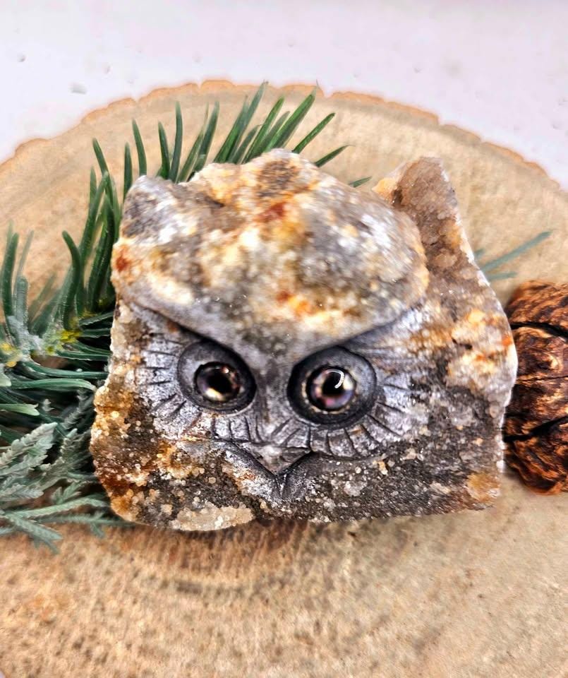 Nature Crystal Cluster Hand Carved Owl Decor Figure