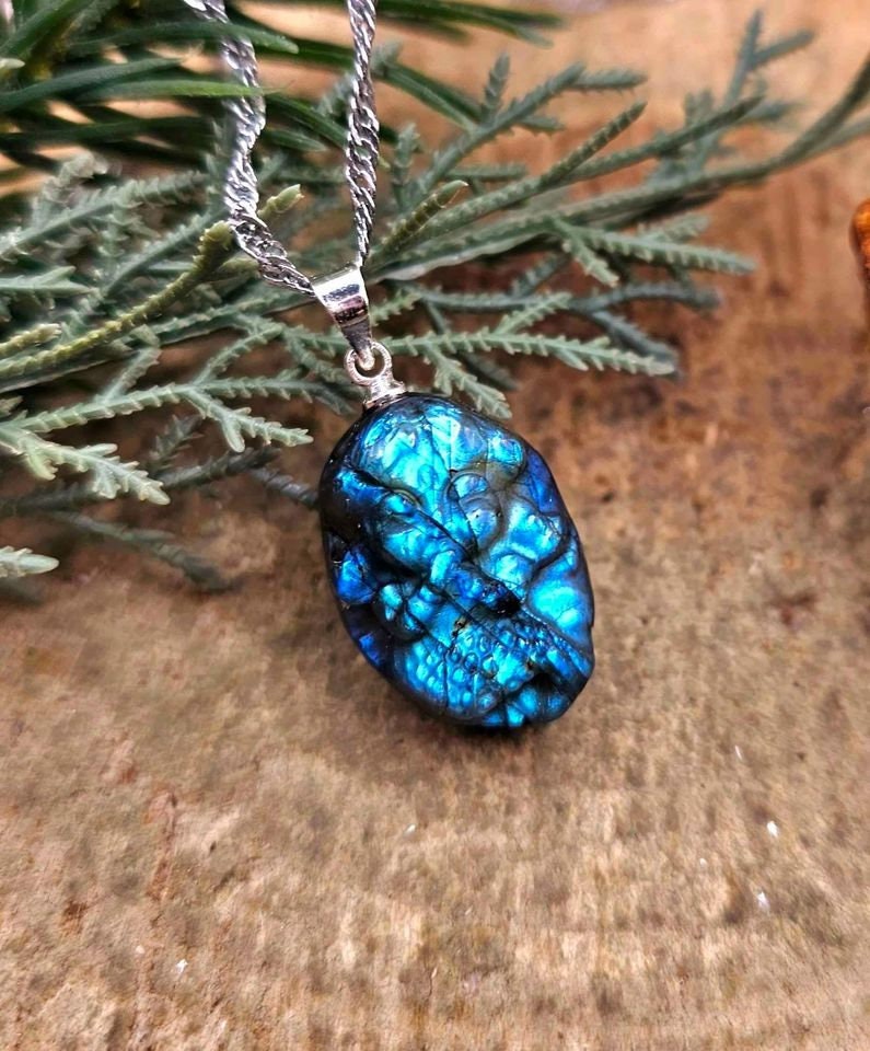 Nature Labradorite Carved Flashy Praying Mermaid Pendant Necklace