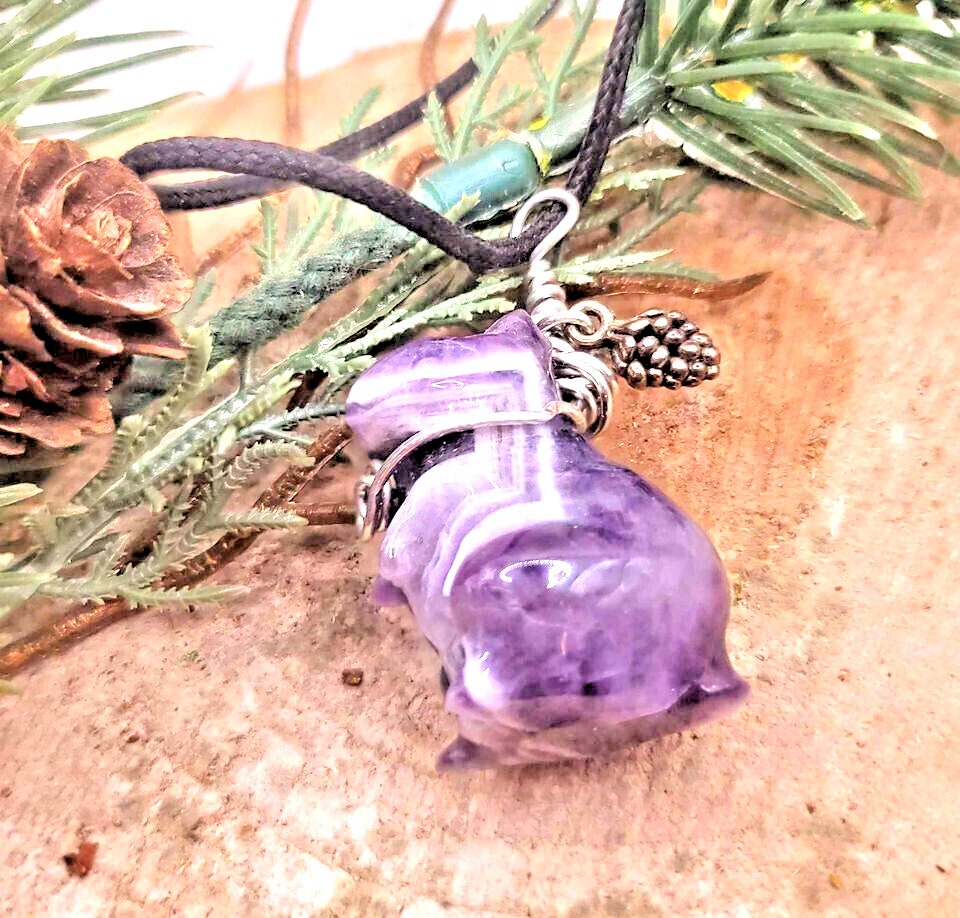Adorable Nature Dream Amethyst Hand Carved Rabbit With Acorn Pendant Necklace