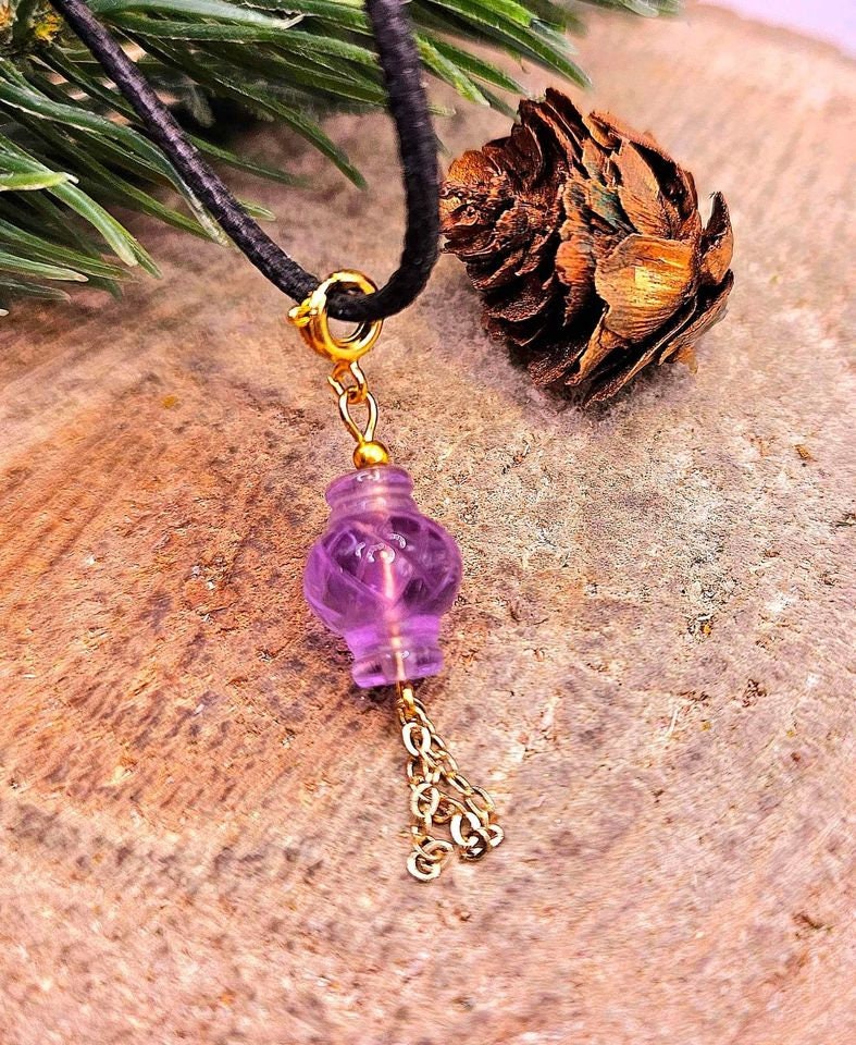 Unique Nature Amethyst Hand Carved Oriental Lantern Pendant Necklace