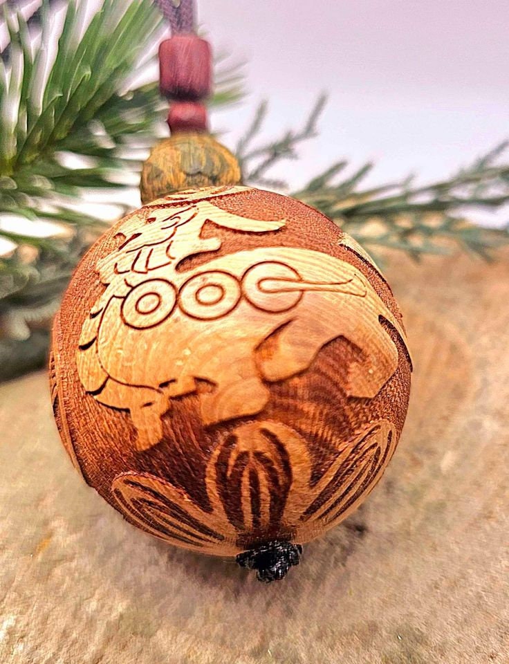 Nature Wood Hand Craved 1.8" Jumbo Size Pi Xiu Lotus Flower Bead Pendant Necklace