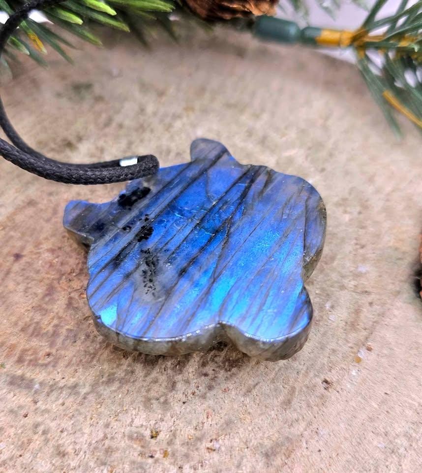 Nature Labradorite Flashy Powerful Tiger Pendant Necklace