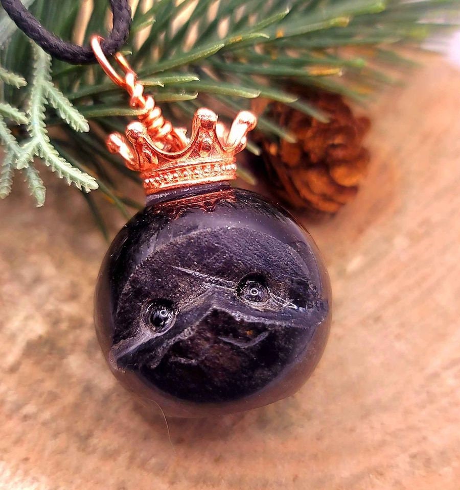 Adorable Nature Black Obsidian Hand Carved Hedge Rose Gold Crown Pendant Necklace