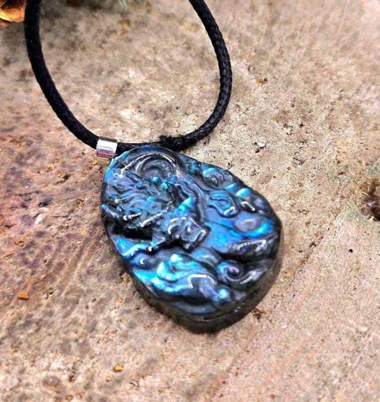 Nature Labradorite Carved Flying Dragon Pendant Necklace
