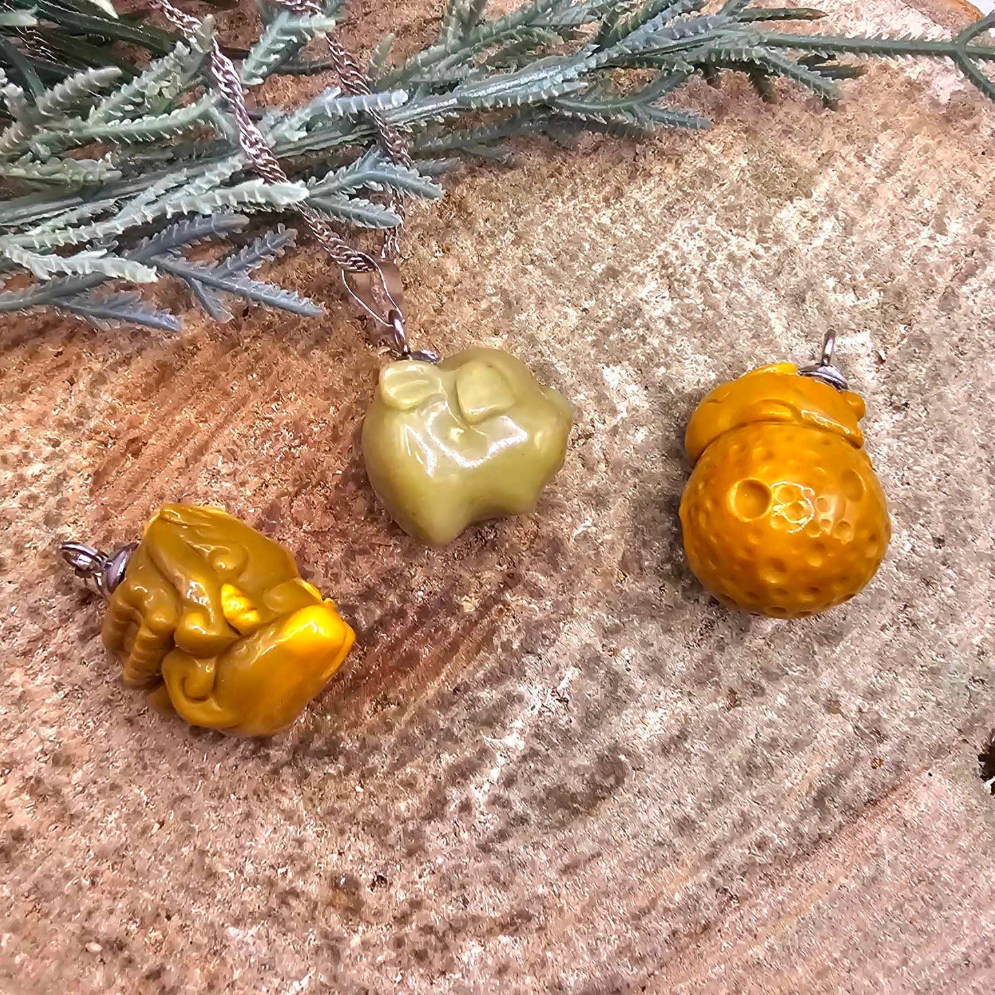 Nature Alashan Agate Cute Animals Pendant Necklace