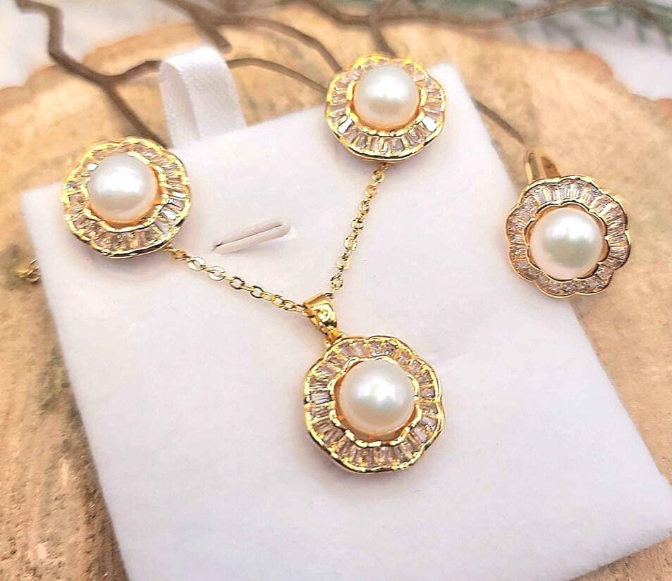 NIB Vintage Pearl CZ Inlaid 925 Flower Jewelry Set