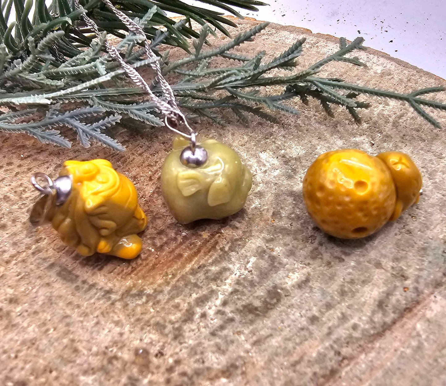 Nature Alashan Agate Cute Animals Pendant Necklace