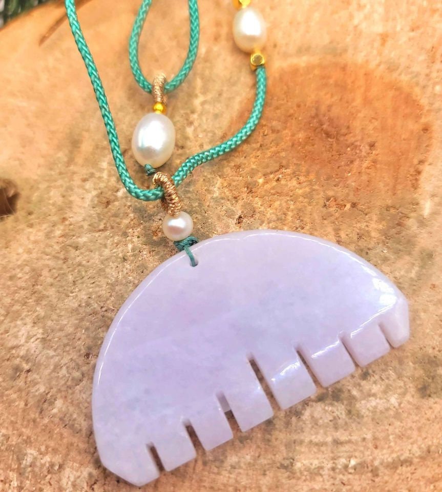 Beautiful Certified Nature Jade Hand Carved Comb Pendant With Pearl Adjustable Necklace