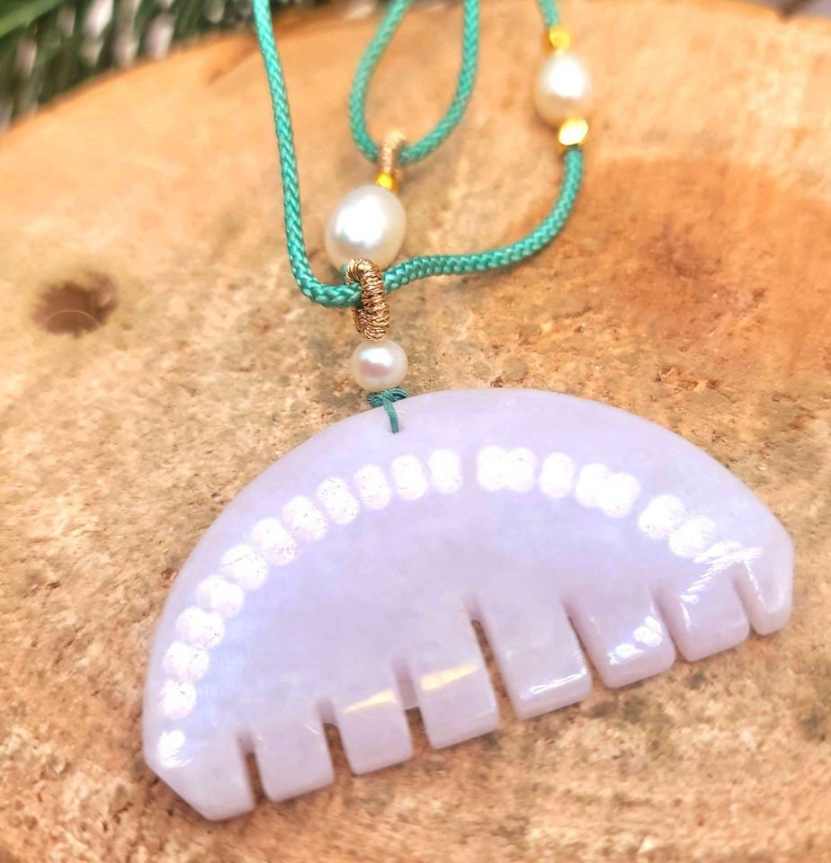 Beautiful Certified Nature Jade Hand Carved Comb Pendant With Pearl Adjustable Necklace