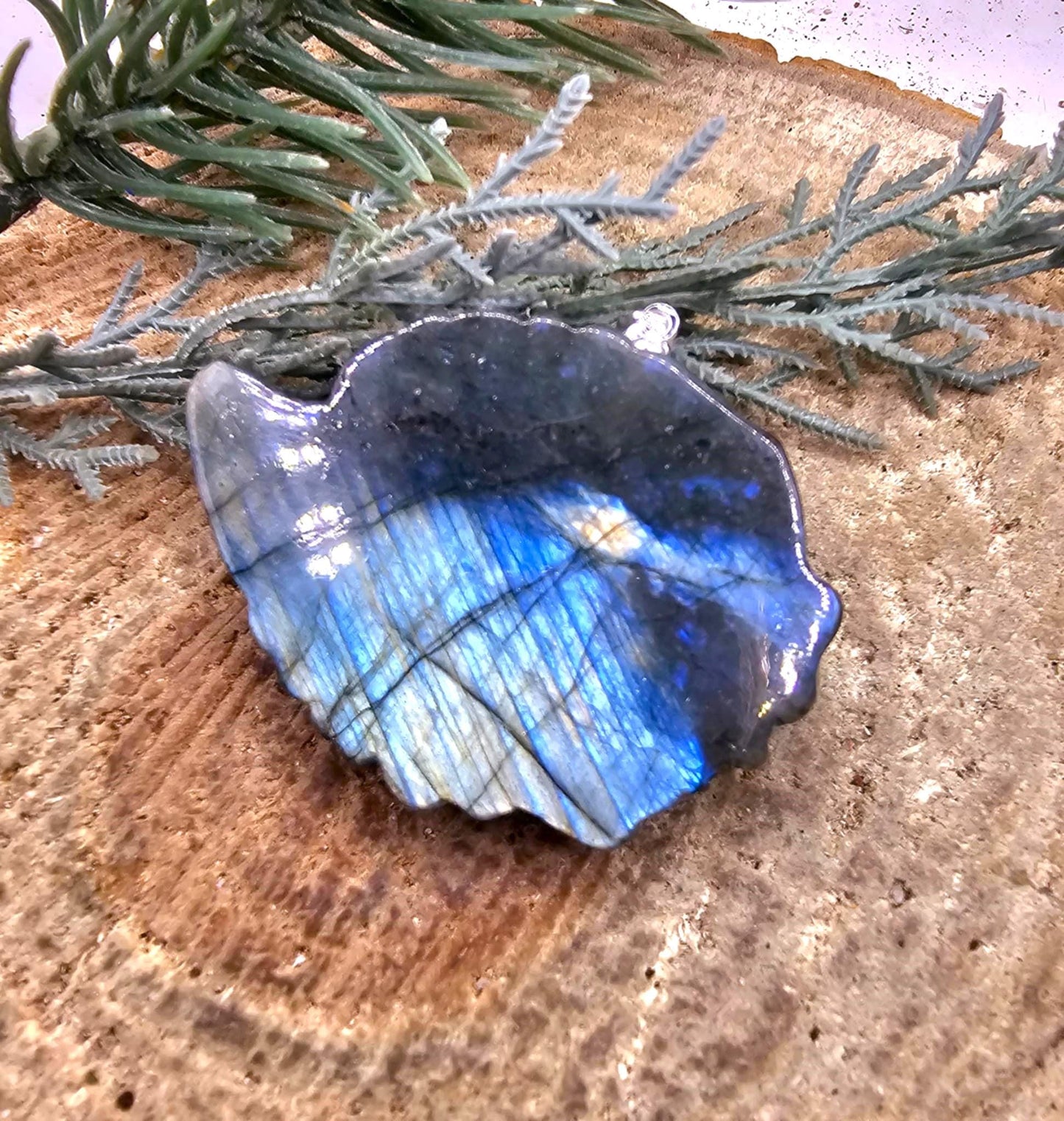 Nature Labradorite Carved Flashy Cute Hedgehog Pendant Necklace