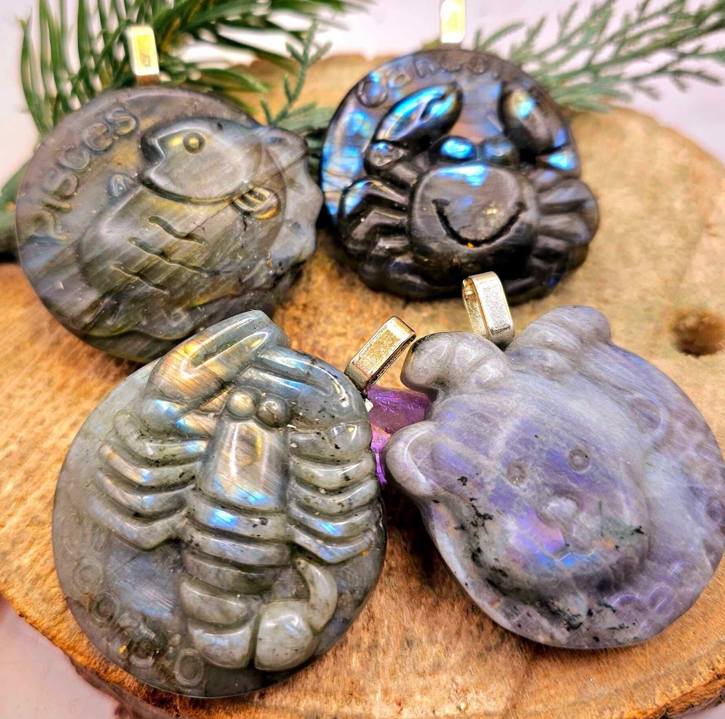 Nature Labradorite Flashy Carved Horoscope Big Round Pendant Necklace