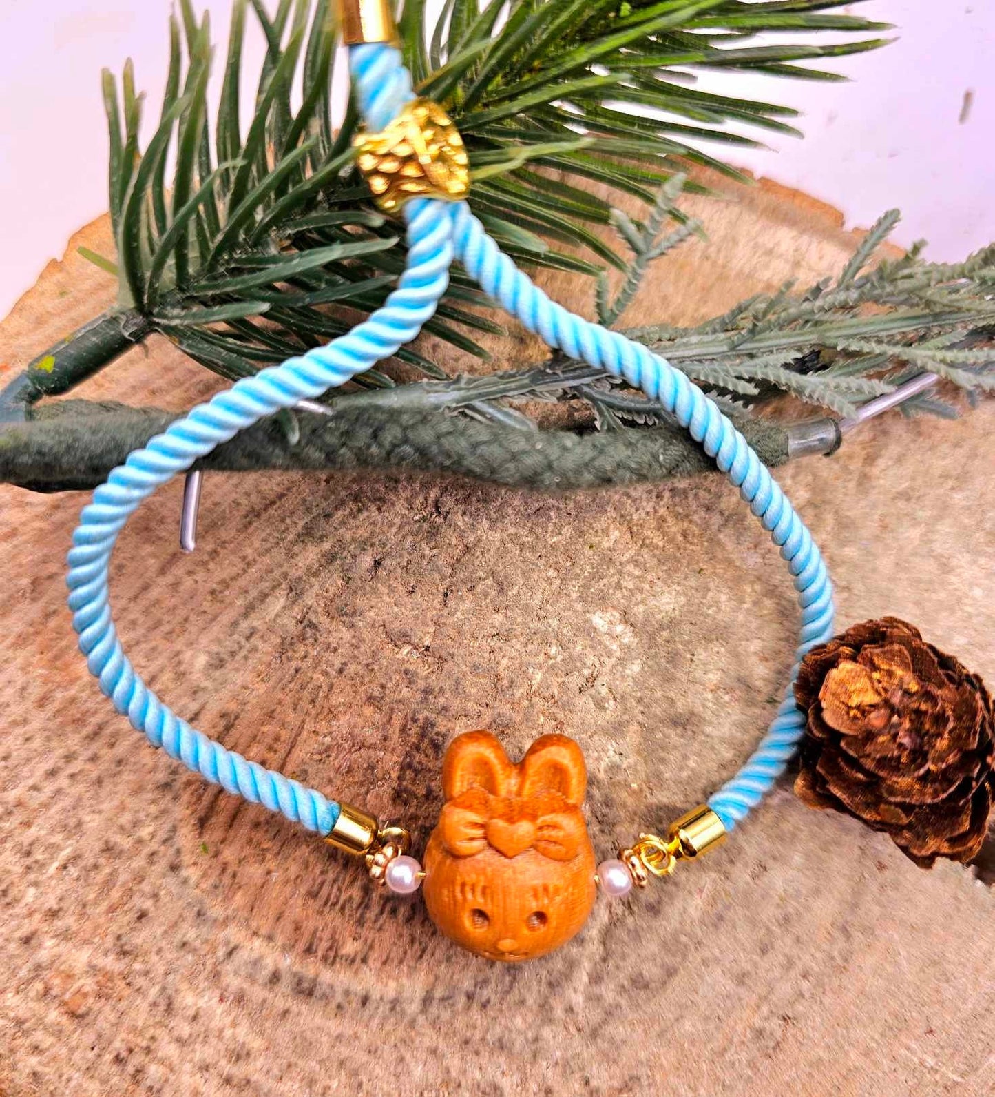 Nature Crystal Wood Rabbit Head Adjustable Blue Knitted Bracelet