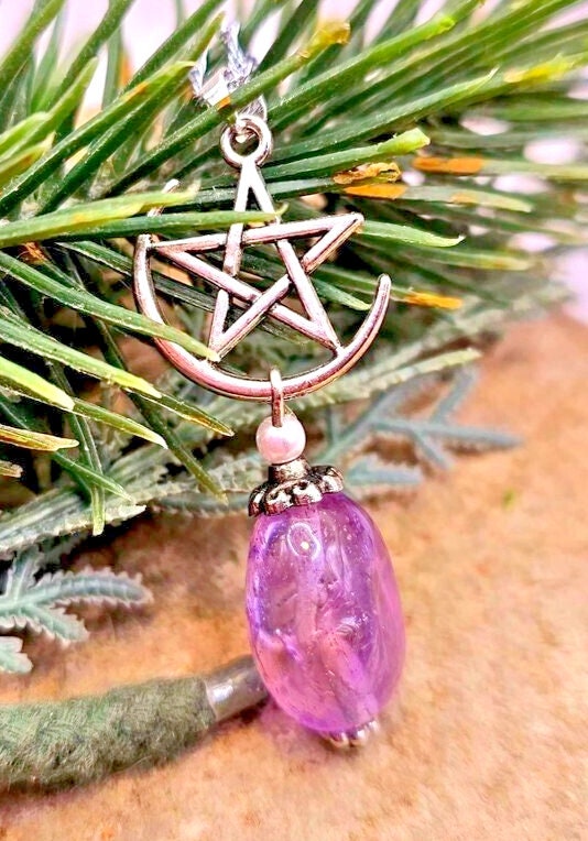 Beautiful Nature lavender Amethyst With Star On Moon Charm Pendant Necklace