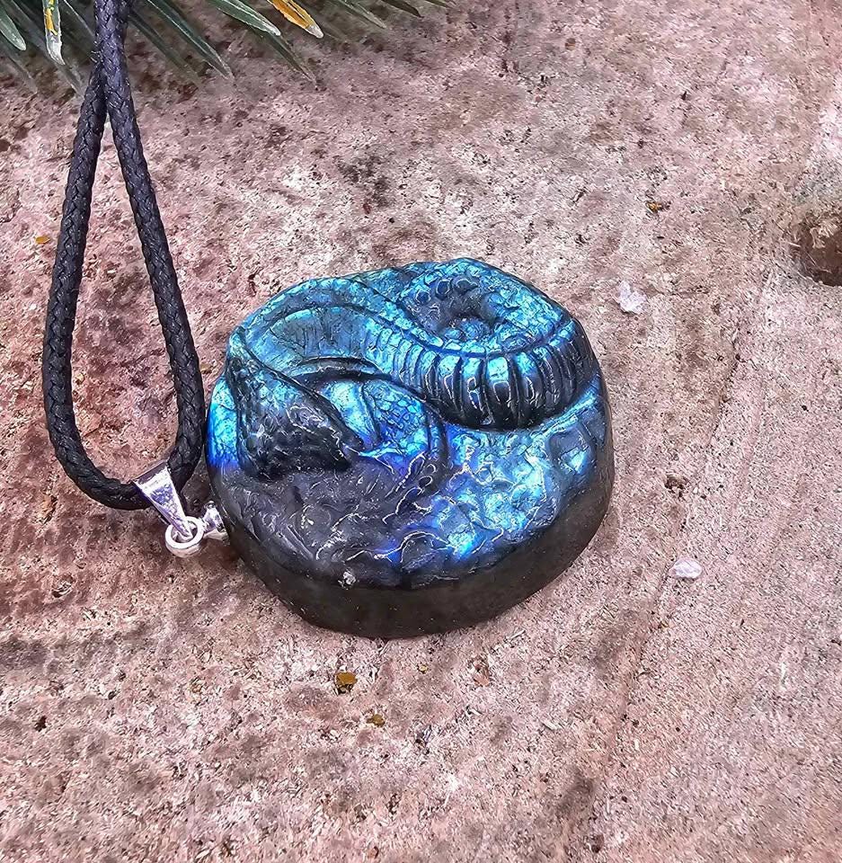 Nature Labradorite Snake Cobra Pendant Necklace