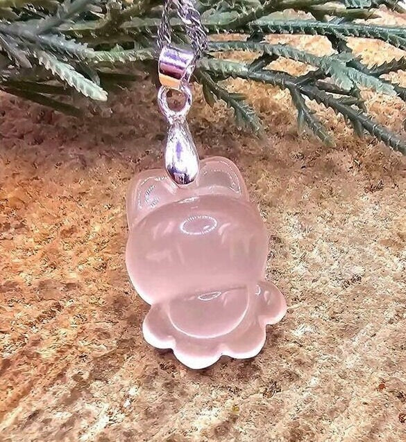 Adorable Nature Rose Quartz Hand Carved Rabbit Pendant Necklace