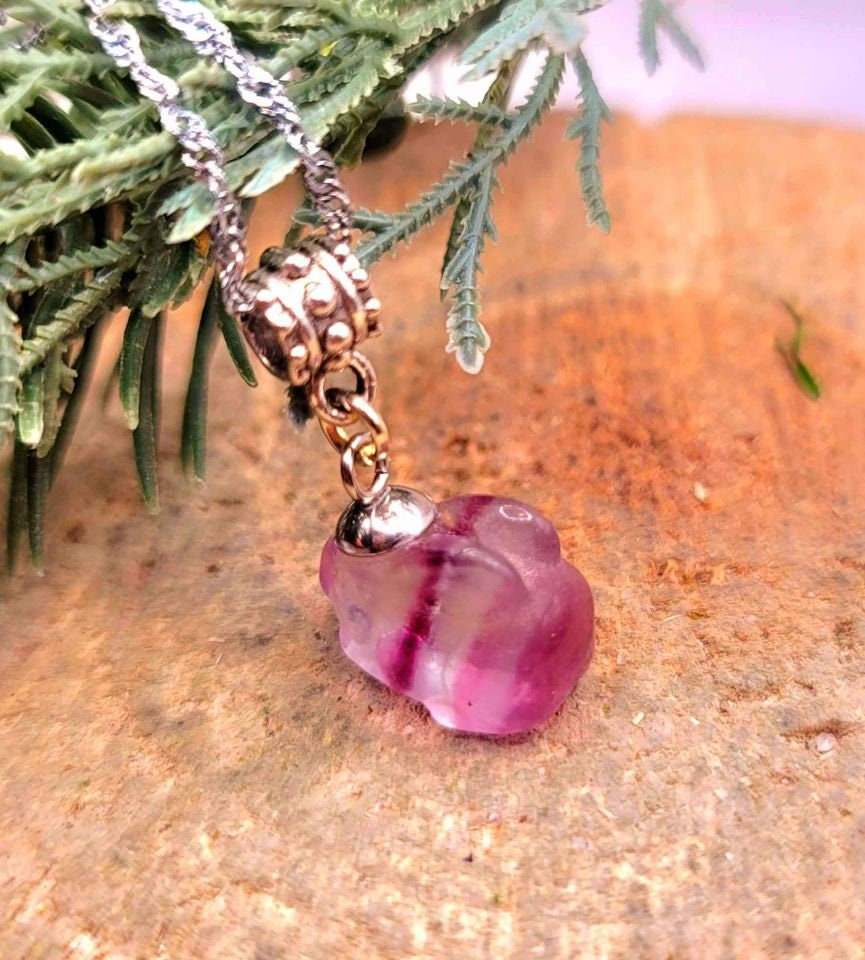 Adorable Nature Purple Fluorite Hand Carved Rabbit Pendant Necklace