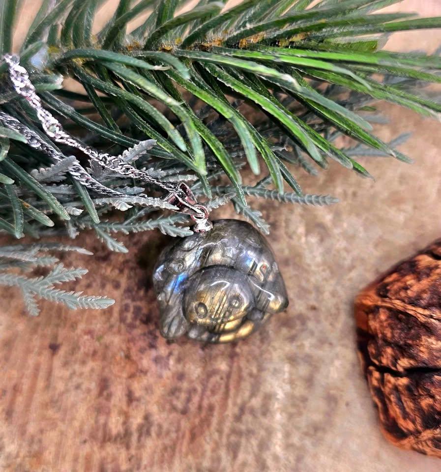 Nature Labradorite Carved Cinnamoroll In Donut Pendant Necklace
