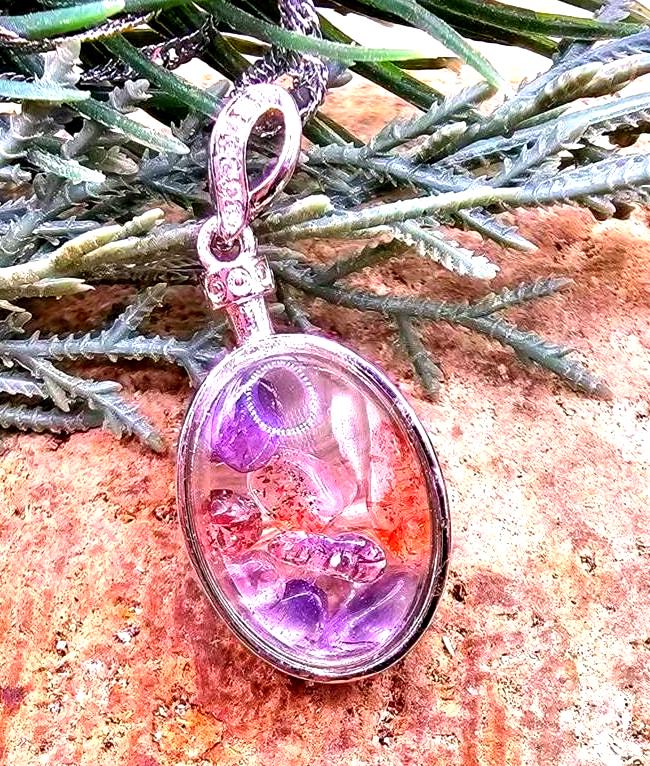 Nature Super Seven Floating Crystals Pendant Necklace