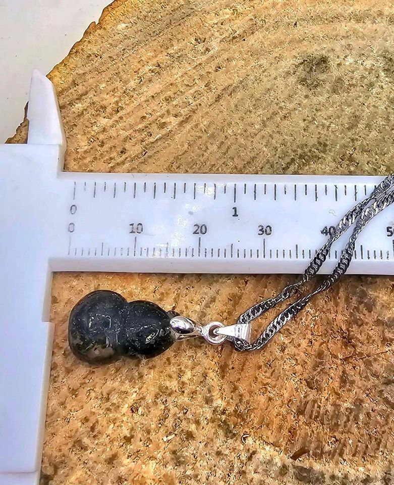 Beautiful Nature Green Phantom Quartz Carved Blessing Gourd Pendant Necklace