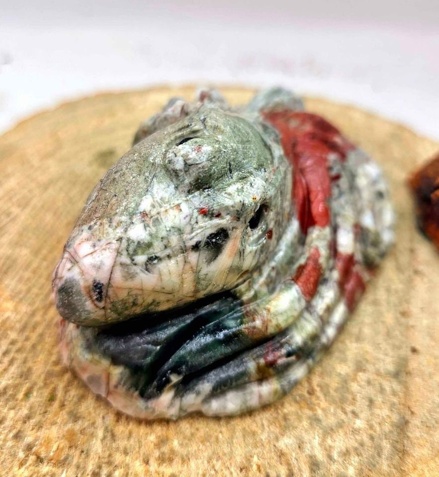 Nature Blood Stone Hand Carved 3.5" Big Octopus Figure