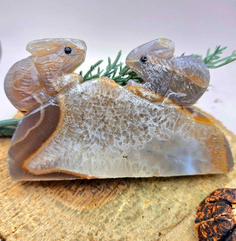 Nature Agate Slice Hand Carved Rabbit Pair On Hill 4.5" Figure.