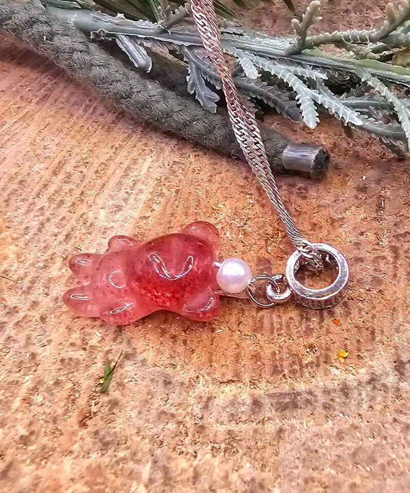 Adorable Nature Strawberry Quartz Hand Caved Bear Pendant Necklace