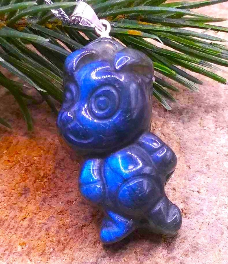 Nature Labradorite Flashy  Carved Cute Dog Pendant Necklace