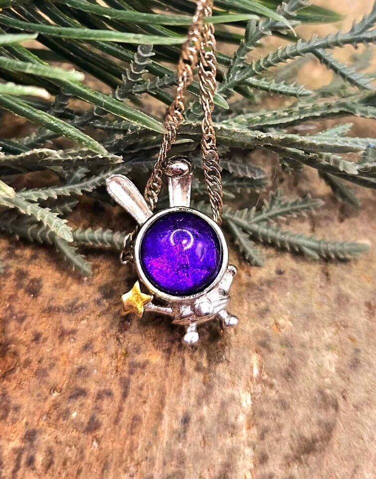 Nature Purple Meteorite Gibeon Bunny Astronaut S925 Pendant Necklace