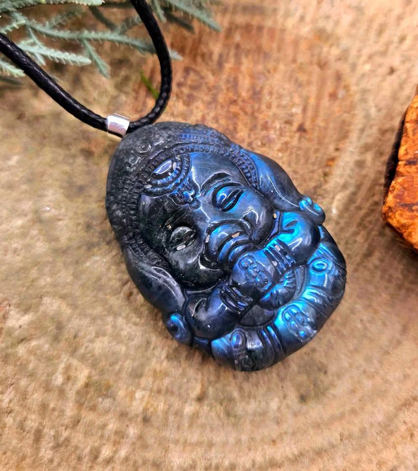 Nature Labradorite Flashy Carved Elephant God Ganesha Blessing Pendant Necklace