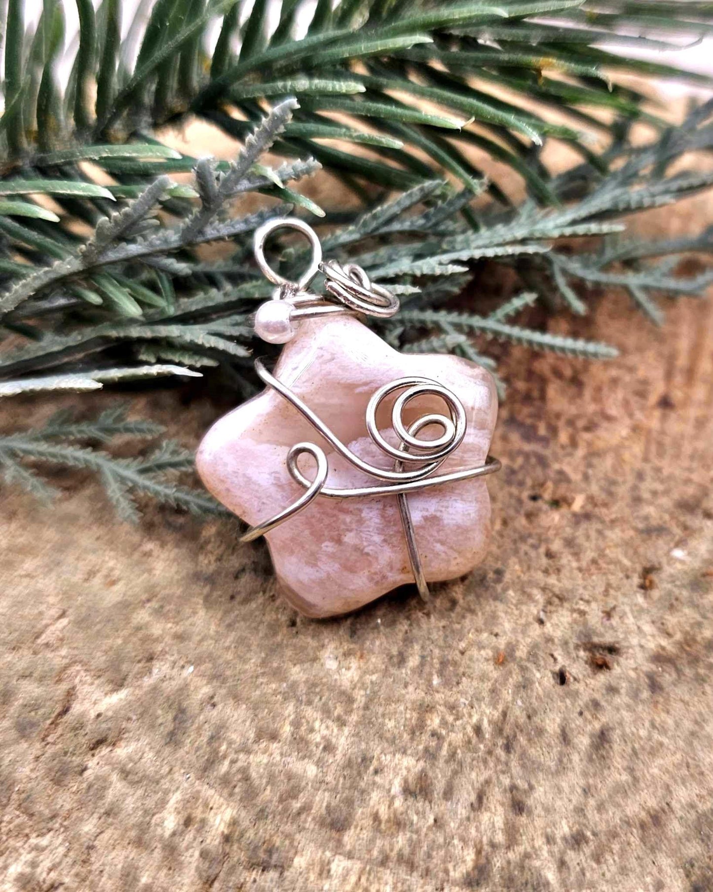 Nature Crystal Stone Quartz Wire Wrapped Pendant Necklace