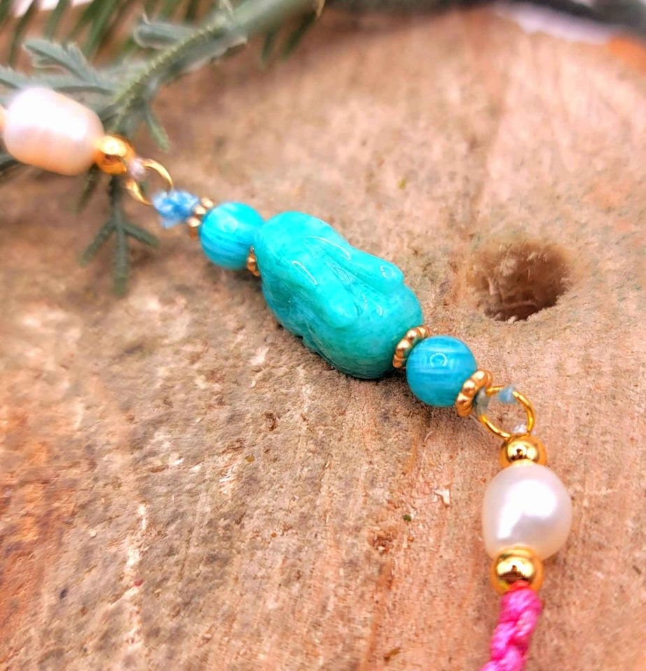 Nature Amazonite Hand Carved Rabbit Pearl Accent Hand Knitted Adjustable Bracelet