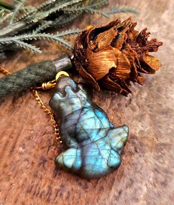 Nature Labradorite Flashy Carved Flying Angel Pendant Necklace