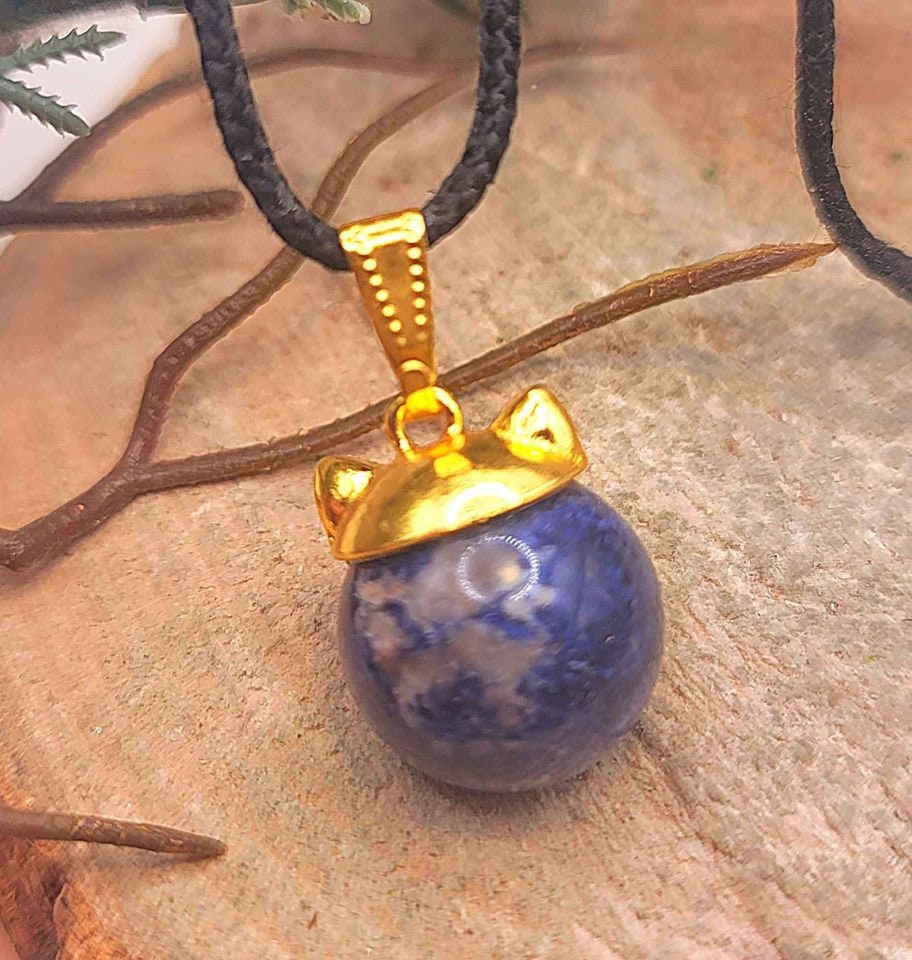 Beautiful Nature Blue Sodalite Sphere With Cat Cab Pendant Necklace