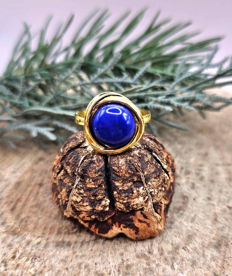 Nature Lapis Lazuli Gold Tone Adjustable Ring