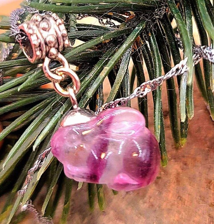 Adorable Nature Purple Fluorite Hand Carved Rabbit Pendant Necklace