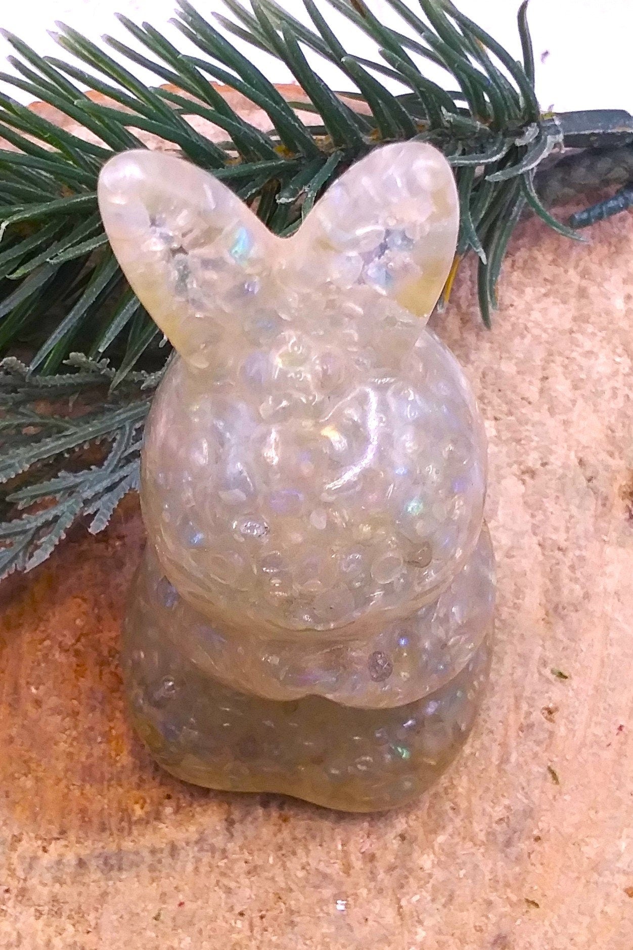 Nature Crystal Chip Resin Blessing Rabbit Figure Decor