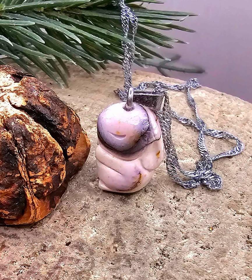 Nature Alashan Agate Hand Carved Standing Rabbit Pendant Necklace