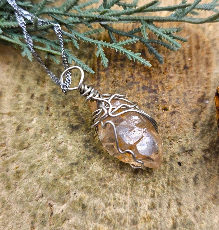 Beautiful Nature Skeletal Fenster Quartz Point Wire Wrapped Pendant Necklace