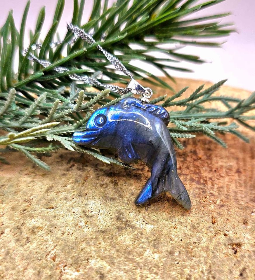 Nature Labradorite Carved Flashy Cute Dolphin Pendant Necklace