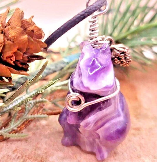 Adorable Nature Dream Amethyst Hand Carved Rabbit With Acorn Pendant Necklace