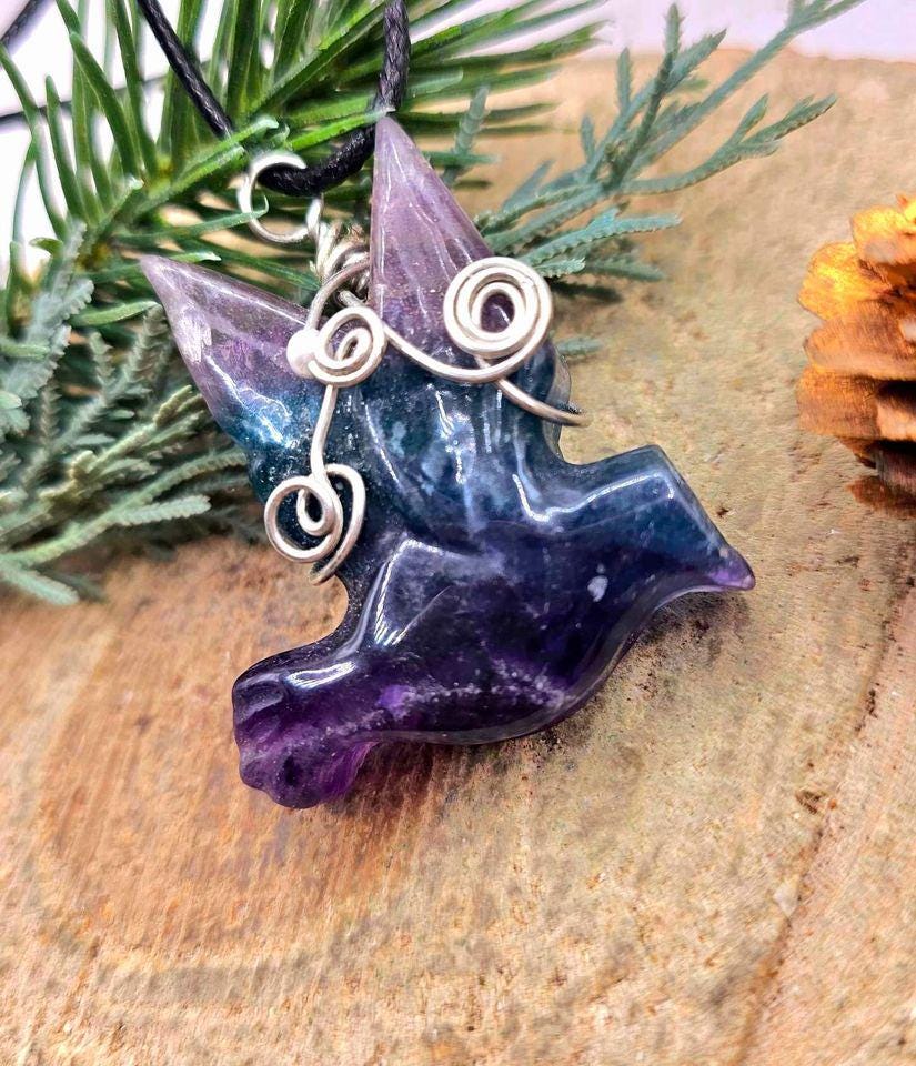 Beautiful Nature Fluorite Hand Carved Flying Dove Pendant Necklace