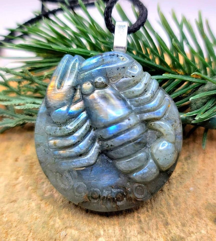 Nature Labradorite Carved Flashy Scorpio Big Pendant Necklace