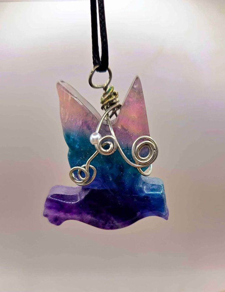 Beautiful Nature Fluorite Hand Carved Flying Dove Pendant Necklace