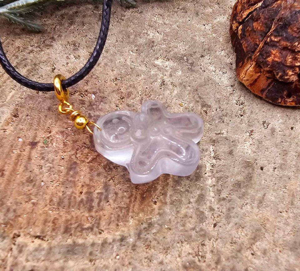 Nature Clear Crystal Carved Gingerbread Pendant Necklace